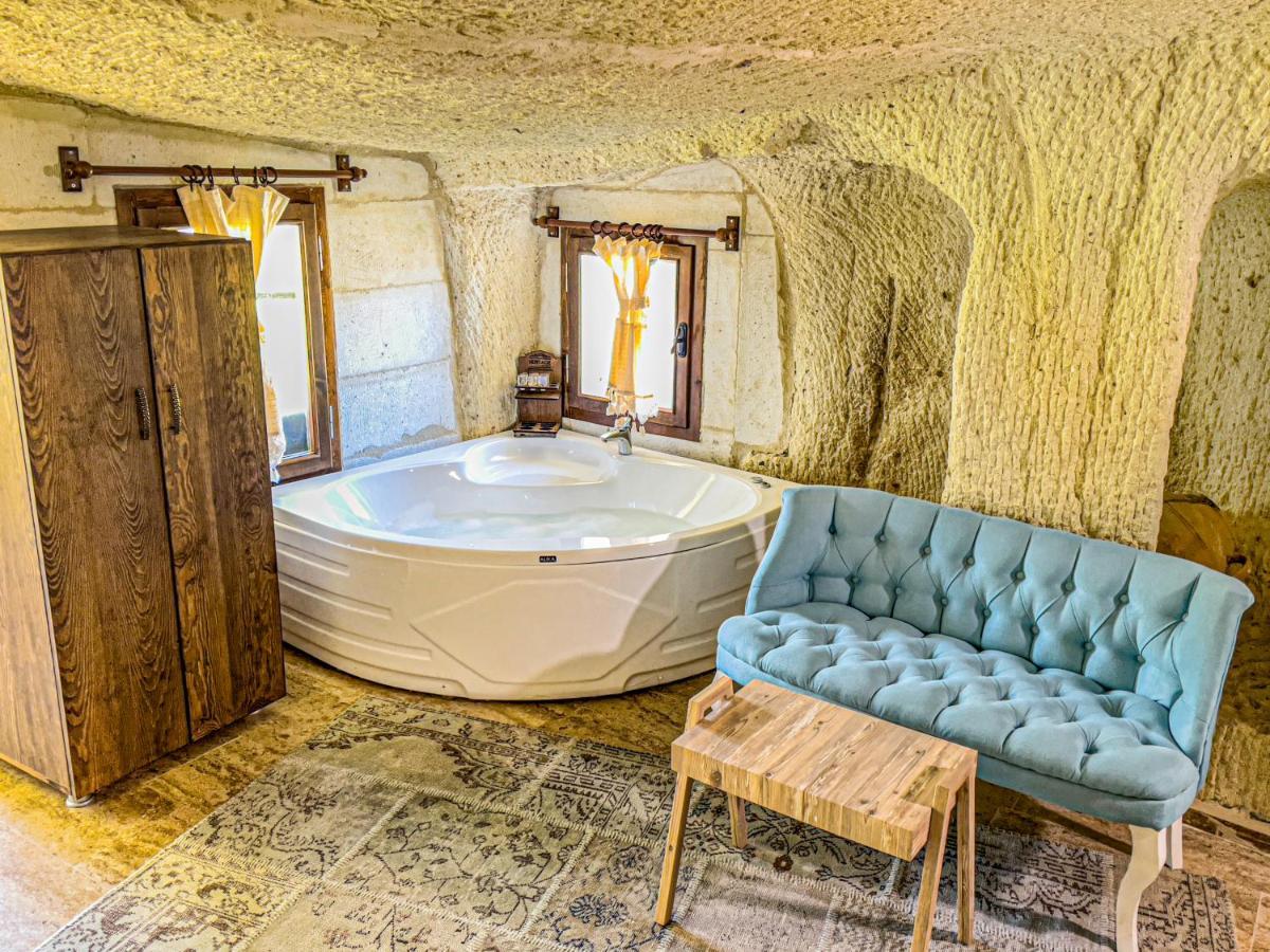 Heritage Cave Suites Ürgüp Bagian luar foto