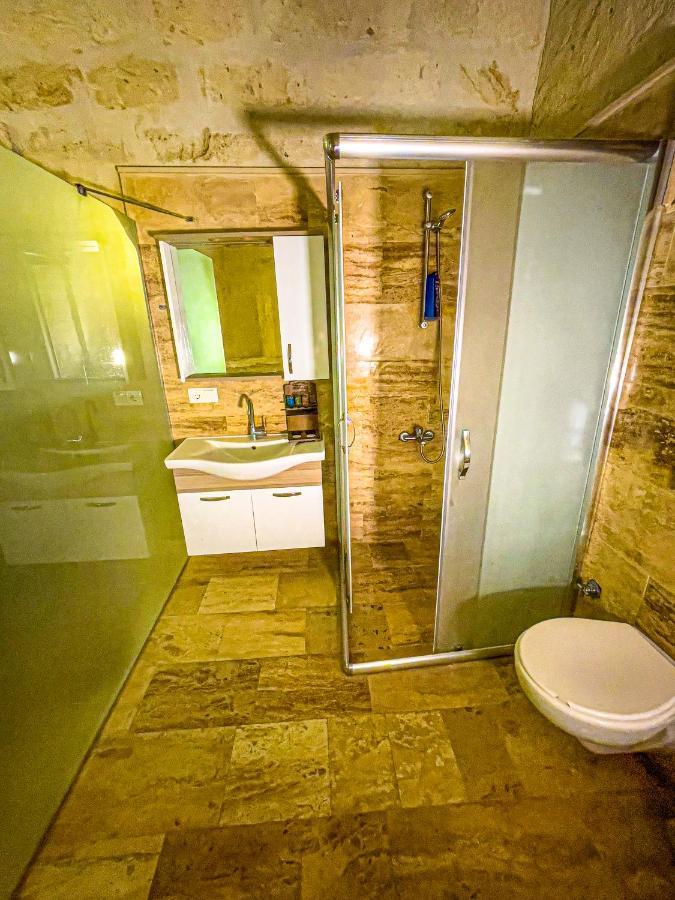 Heritage Cave Suites Ürgüp Bagian luar foto